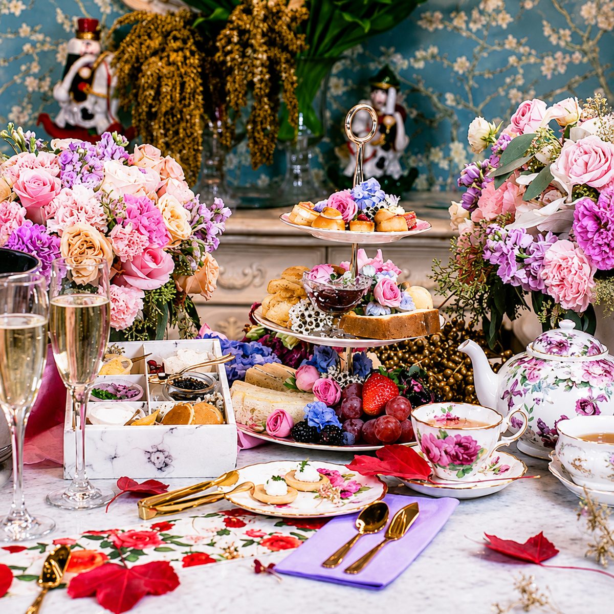 Reserve Your Tea Set